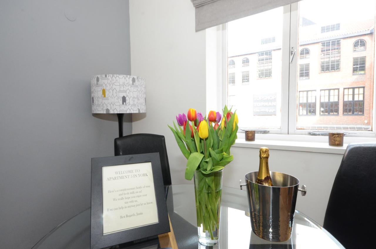Apartment 5 In York Bagian luar foto
